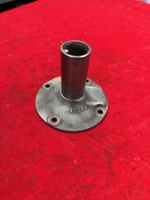 1949 1950 Ford Car 3 Speed Transmission Front Bearing Retainer 8a-7050 Oem 1949 1950 Ford Car 3 Speed Transmission Front Bearing Retainer 8a-7050 Oem