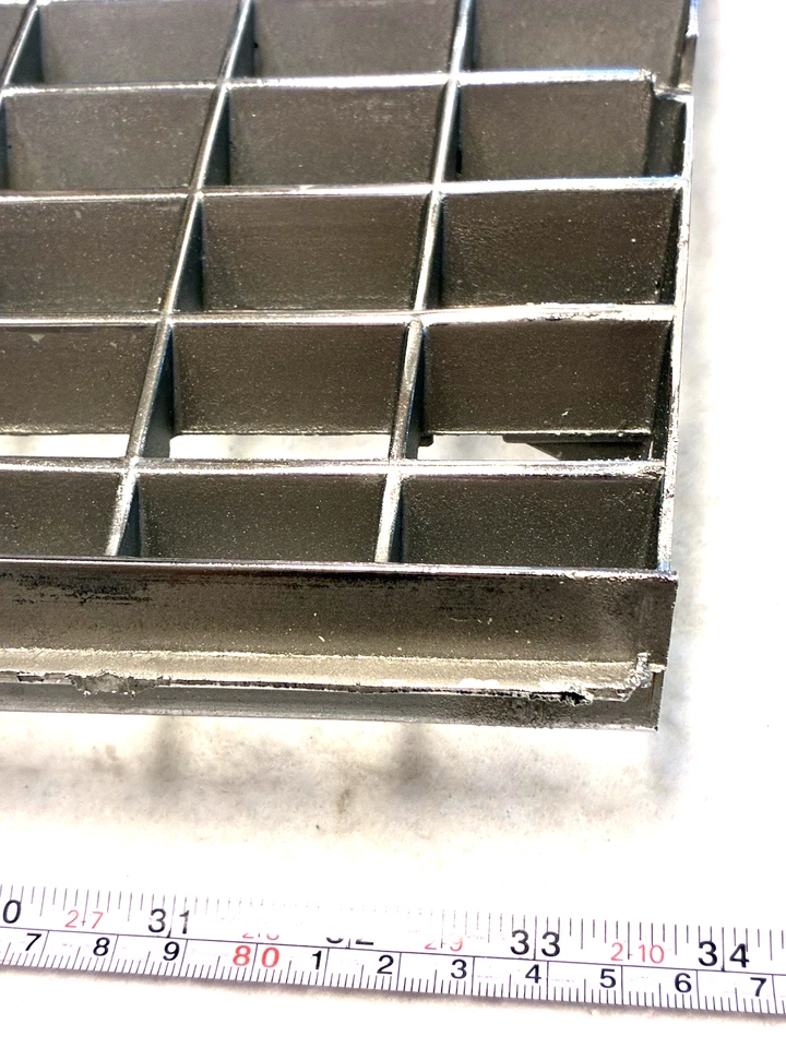 ¡ORIGINAL! 66 FORD THUNDERBIRD PARRILLA LATERAL DEL PASAJERO, DERECHA, C6SB-8150-B, DERECHA, DELANTERA, OEM Foto 2 de 4