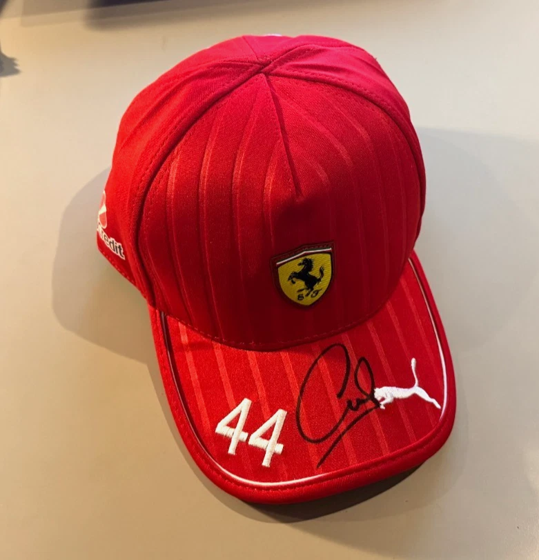 Photo Géante Ferrari Autographe Lewis Hamilton 16x12 Avec Certificat Authentifié F1