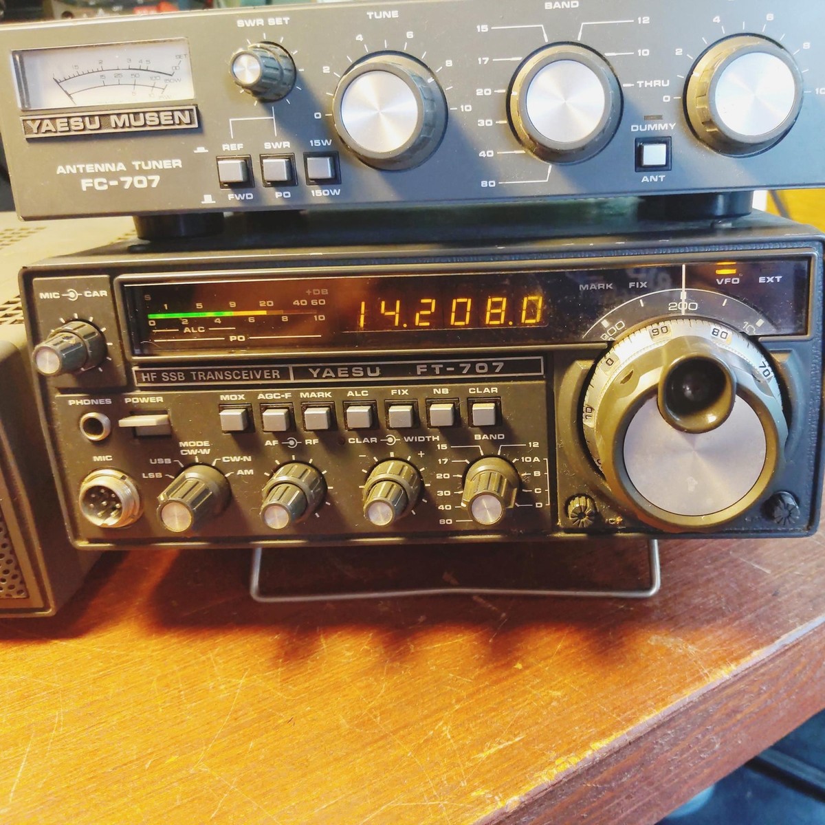 Yaesu FT-707, FP-707, FC-707 Transceiver, Power Supply