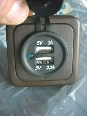 Presa di ricarica USB doppia 12V / 24V | Prese 12V, spine 12V