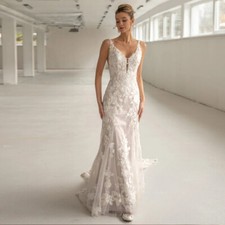 Charming V Neck Wedding Dresses Sleeveless Open Back Tulle Appliques Sweep Train