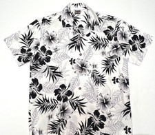 Hawaii Fashions Mens Size Sm Made In USA Floral Hawaiian Short Sleeve Camp Shirt