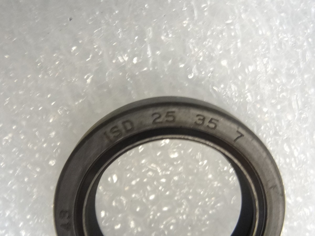 Kawasaki NOS NEW 92049-2006 Oil Seal ISRD25357 GER GER00A GERAS00