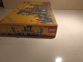 Lego Black Monarch's Castle - 6085 - Complete with Box and Instructions... Perfect!