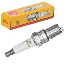 NGK ZÜNDKERZE passend für DAIMLER DAIMLER JAGUAR XJ XJSC PEUGEOT 505 | 3346