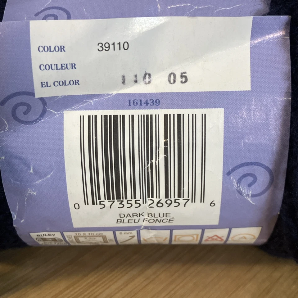 Spinrite Bernat Softee Chunky Yarn Dark Blue - Image 3 of 3