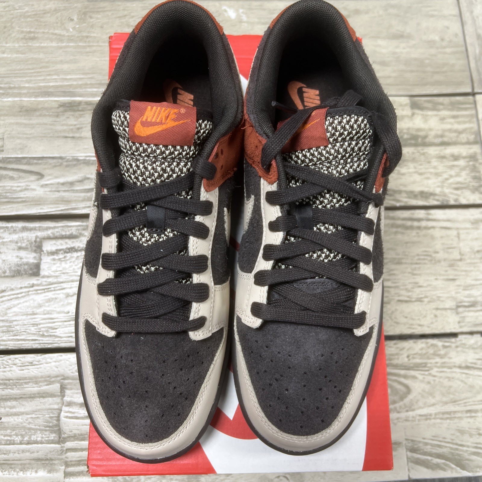 Size 9 - Nike Dunk Low Red Panda thumbnail 6
