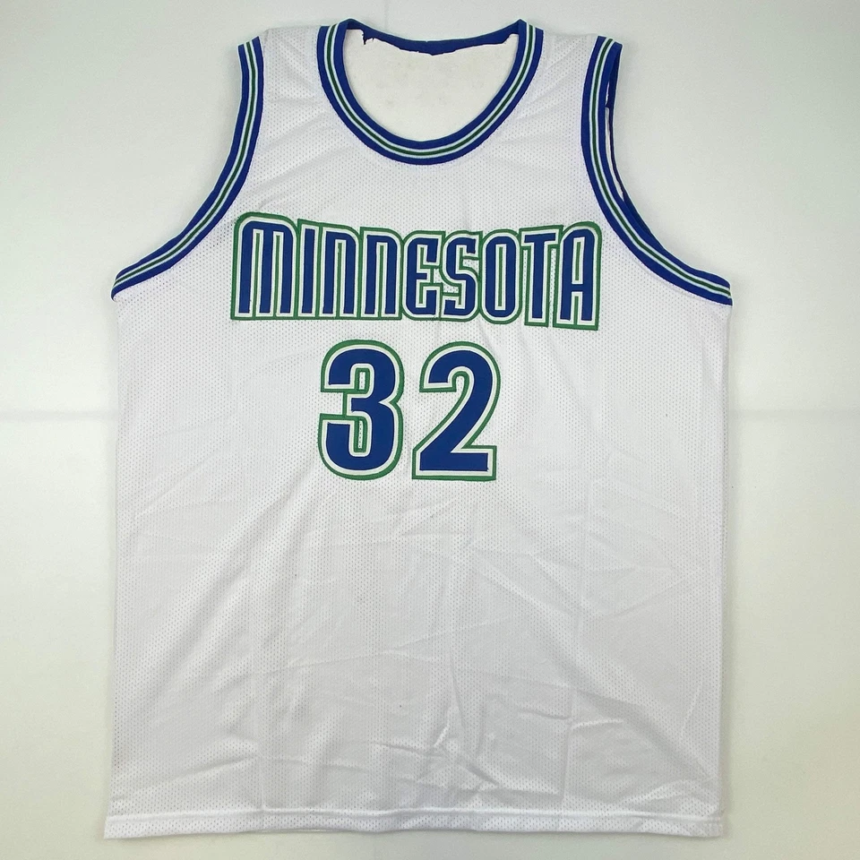 Autographed/Signed Christian Laettner Minnesota White Basketball Jersey PSA/DNA - Image 4 of 4