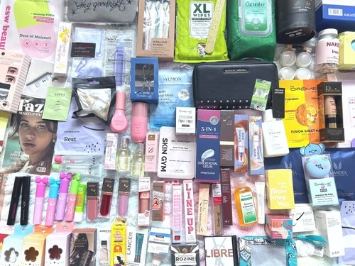 85 Pcs- Skincare Makeup / Wellness/ sample to full size lot #2 - product listing photo