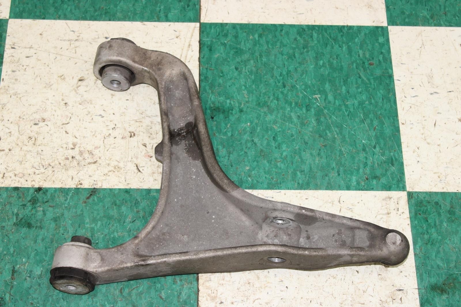 Maserati Ghibli 2014-2021 Right Lower Control arm