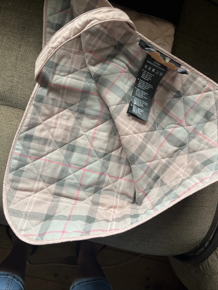 NUEVO BARBOUR Abrigo Acolchado Perro Rosa Tartán Forro Pana Cuello L Nuevo Con Etiquetas Foto 3 de 4