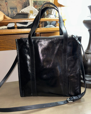 New ZARA WOMAN Medium Crossbody Tote black polished leather