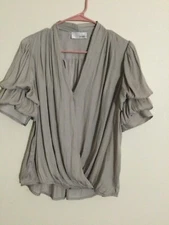 lots of 6 women beautiful multiple color blouses size PM and S