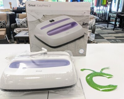 Cricut EasyPress 2 Heat Press Machine Lilac