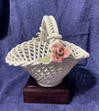 VTG Porcelain Twisted Spaghetti Woven Capodimonte Rose Basket Farm House