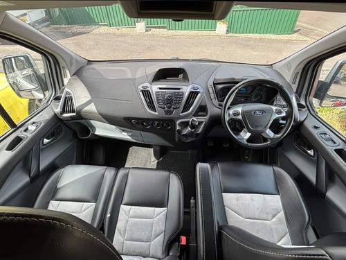 Ford Transit Custom Dayvan - Picture 3 of 9