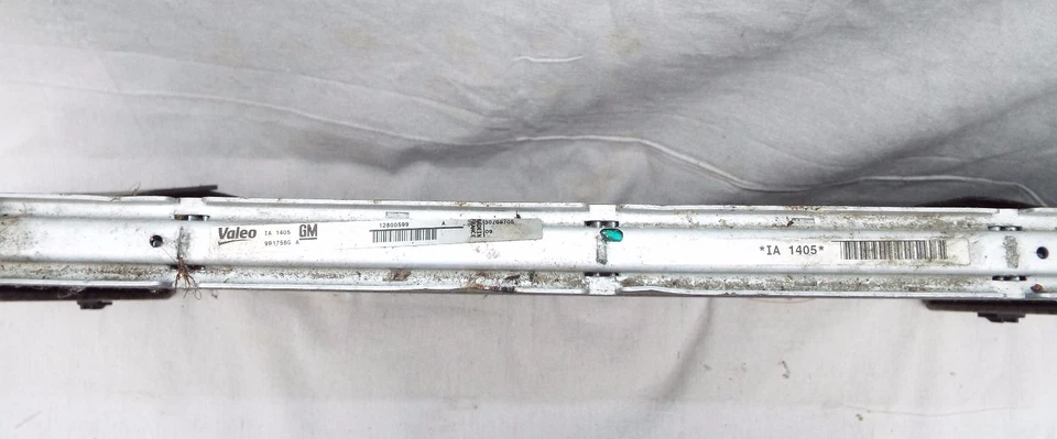 Intercooler turbo SAAB 9-3 AERO V6, original, Valeo GM # 12788019 Foto 3 de 4