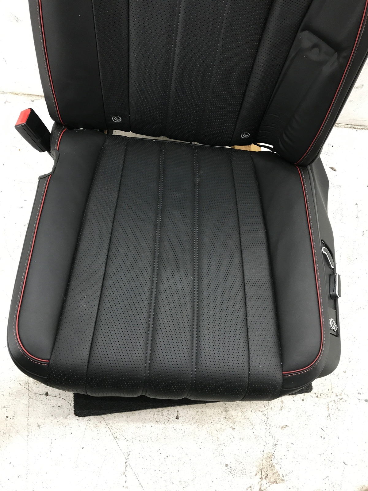 2013-2019 BENTLEY FLYING SPUR LEFT REAR SEAT W/ SWITCH *SEATBELT INDENTED* OEM