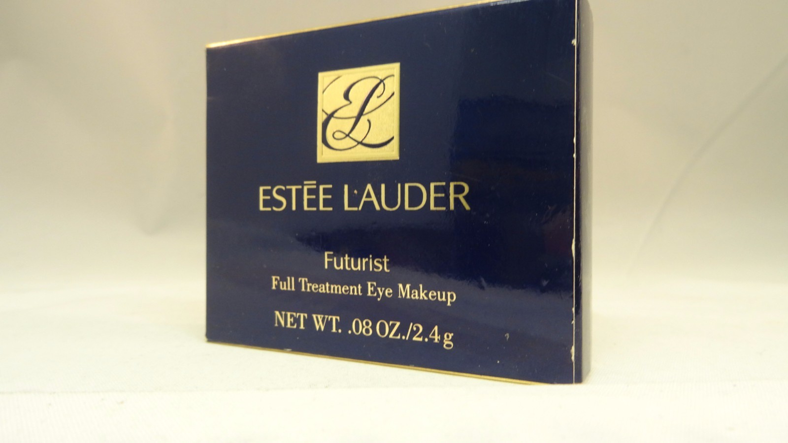 ESTEE LAUDER FUTURIST FULL TREATMENT EYE MAKEUP -04 НЕЖНО-РОЗОВЫЙ - НОВЫЙ - В УПАКОВКЕ 3990₽