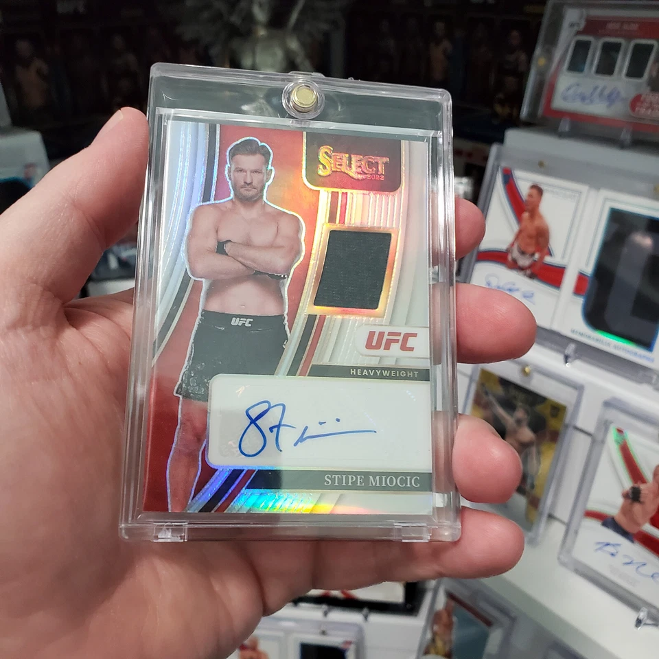 2022 Panini Select Stipe Miocic Autographed Memorabilia /199Auto - Image 3 of 4