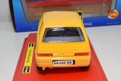 BBurago Fiat 500 2007 - Modèle Réduction 1:24 | Couleur Assortie Aléatoire