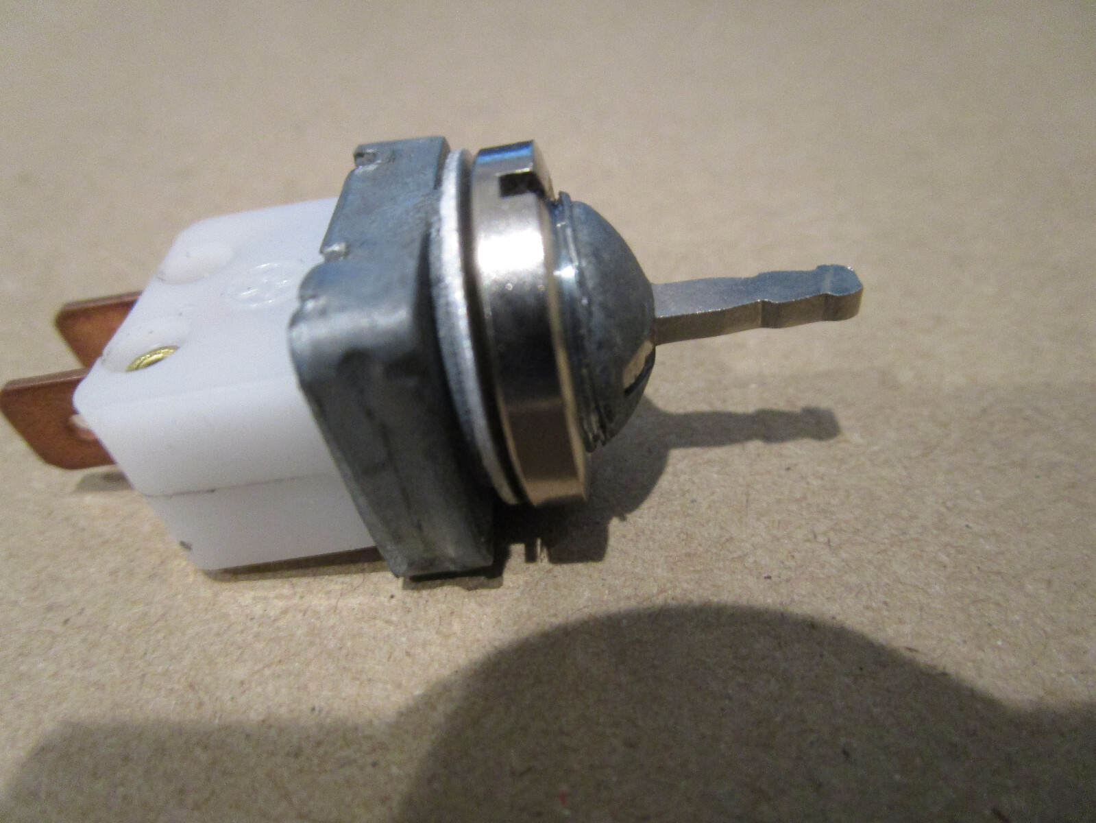 Ferrari 208,308,512 - Fog Light Switch (NEW) P/N 60053709