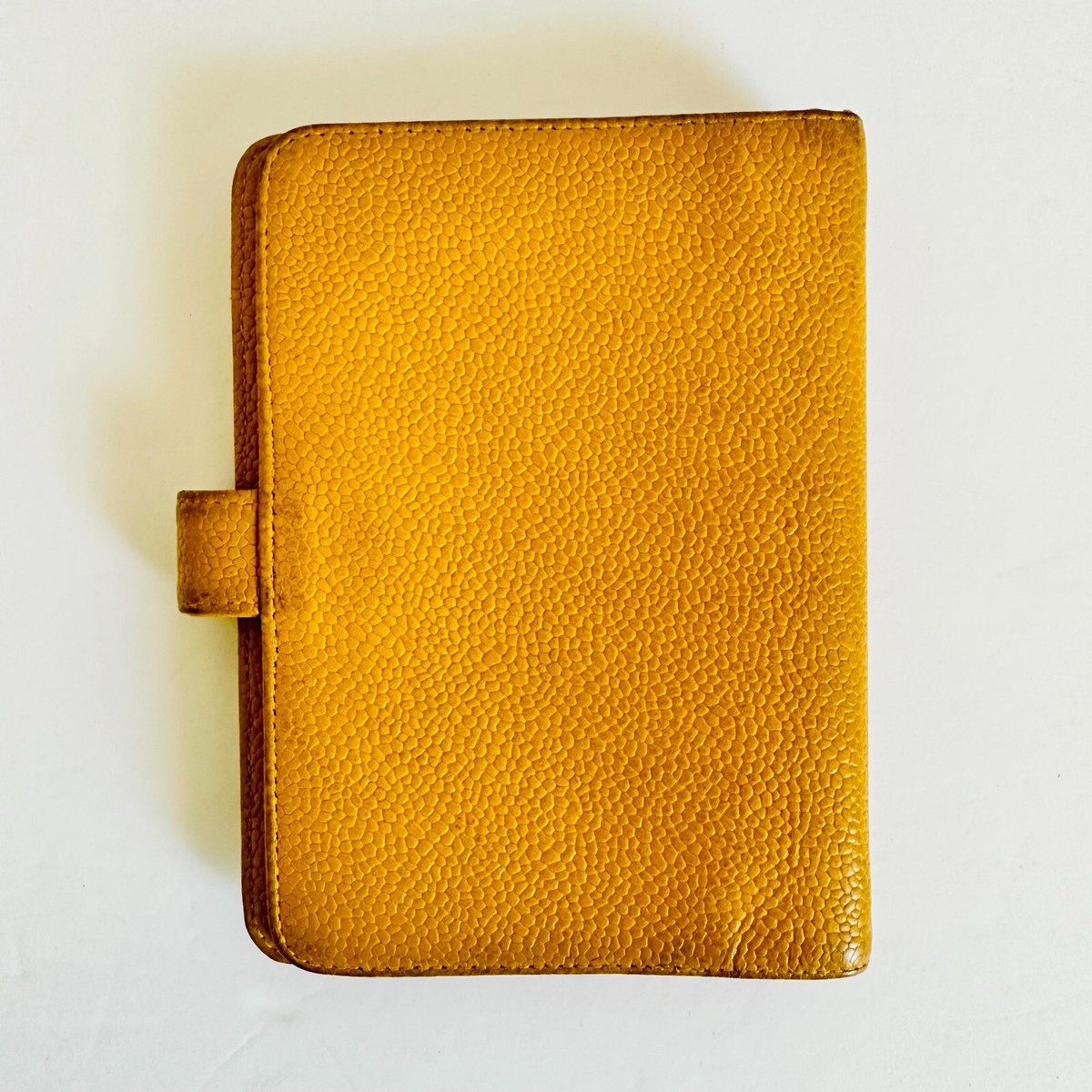CHANEL イエロー レザー 手帳ケース s-l400.jpg