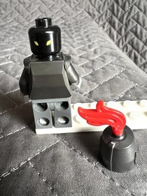 Lego Scooby-Doo Minifigure SCD006 Black Knight Mr. Wickles (75904)