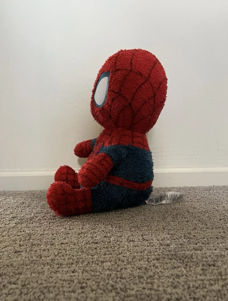 Juguete de peluche Disney’s Marvel Spider-Man 16 pulgadas con peso extraíble Foto 2 de 4
