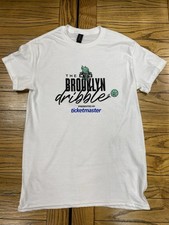 Brooklyn Dribble New York Liberty WNBA T-shirt White Size Small (S)