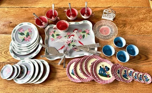 Vtg Tin Litho Ohio Art Puppy/tropical/floral Tea Set Plates Cups Tray 1940s