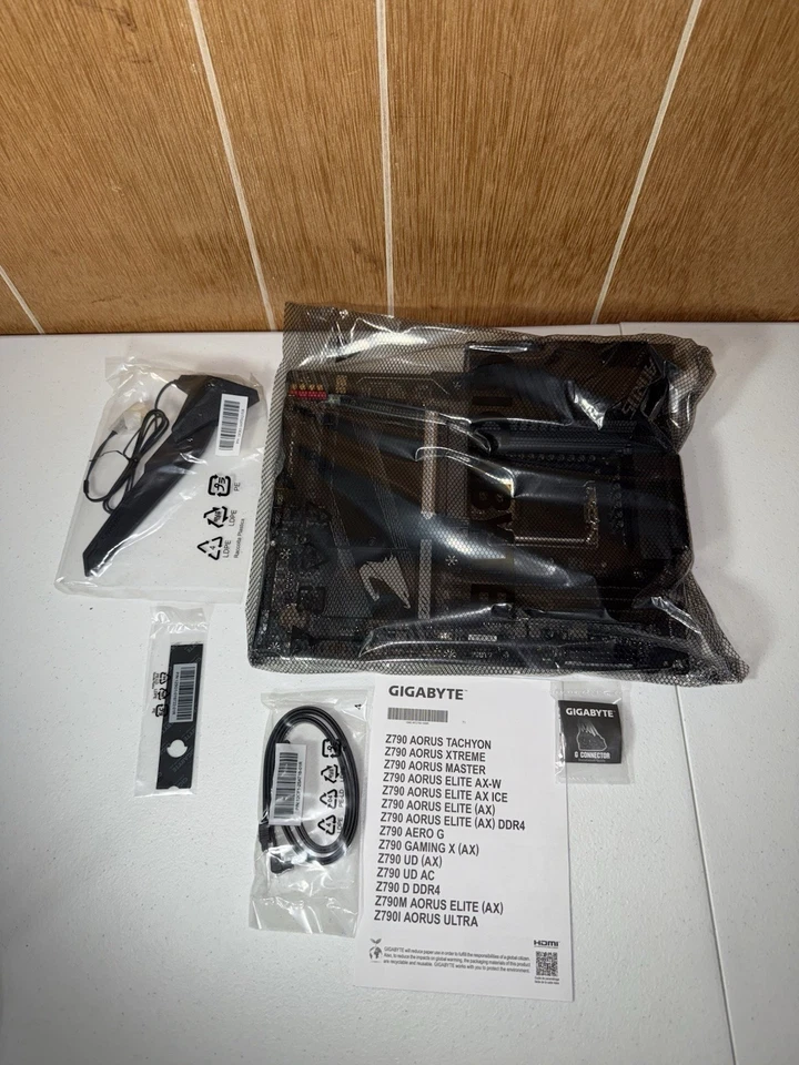GIGABYTE - Z790 AORUS ELITE AX (Socket LGA 1700) Intel Z790 ATX DDR5 Wi-Fi 6E - Image 2 of 2