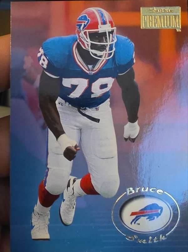 1996 SkyBox Premium #21 Bruce Smith Near Mint