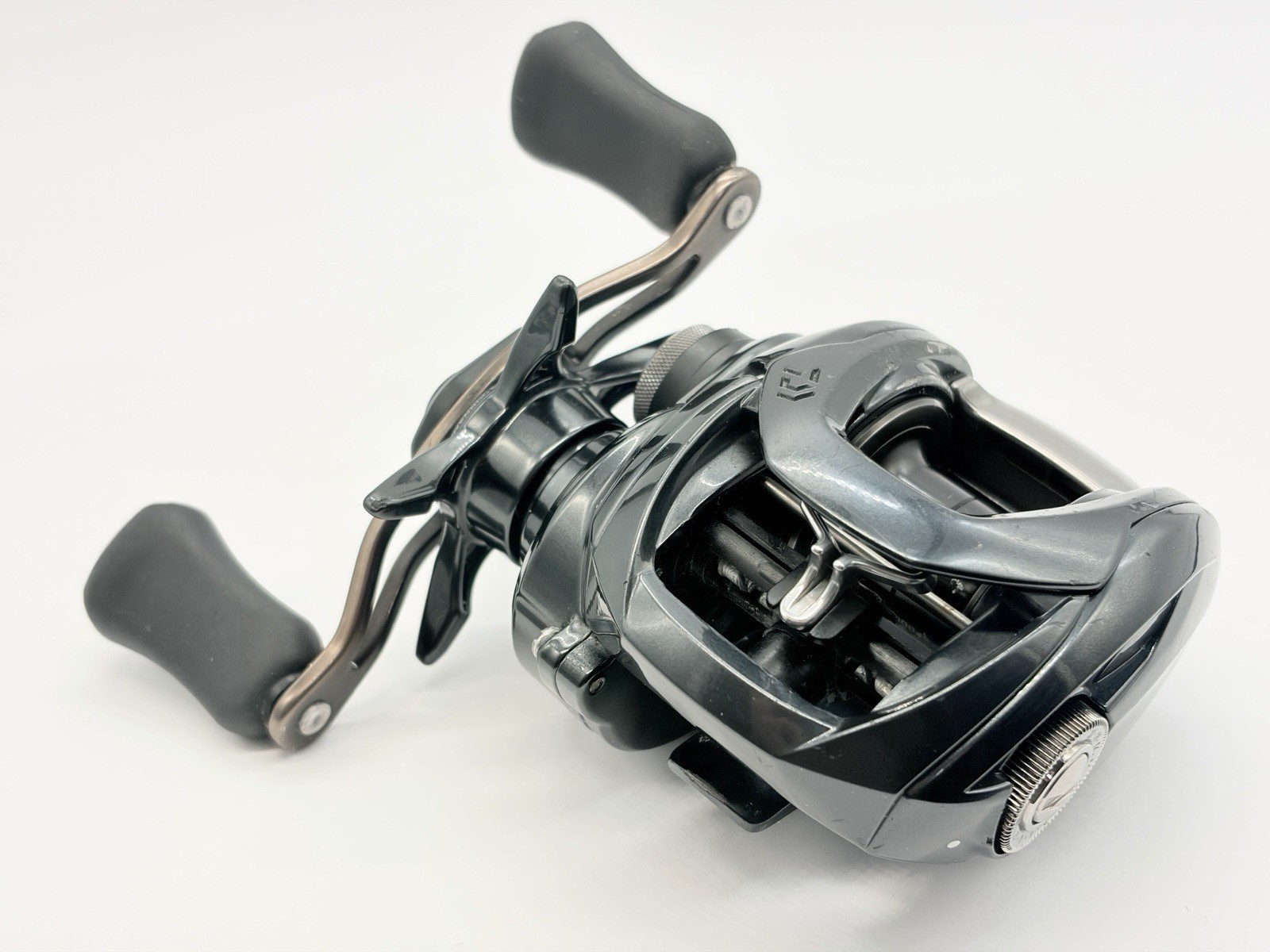 Excellent Daiwa 20 Tatula SV TW 103XH 8.1:1 Right Hand Baitc