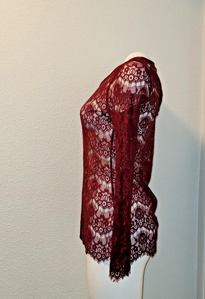 Top Maurice’s Mujer Talla S Rojo Manga Larga Encaje Borde Festoneado Foto 3 de 4