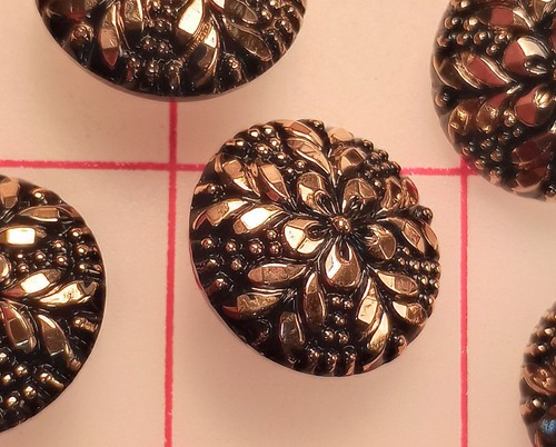 3 Vintage Black Czech Glass Shank Button Dark Gold Flower & Foliage 7/8" 1074 - Picture 2 of 8