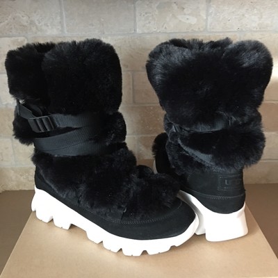 dansko black womens shoes