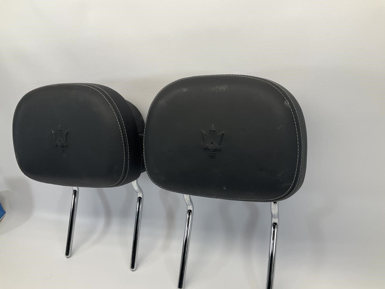 17-22 Maserati Levante Front Seat Headrest Set Of 2 T