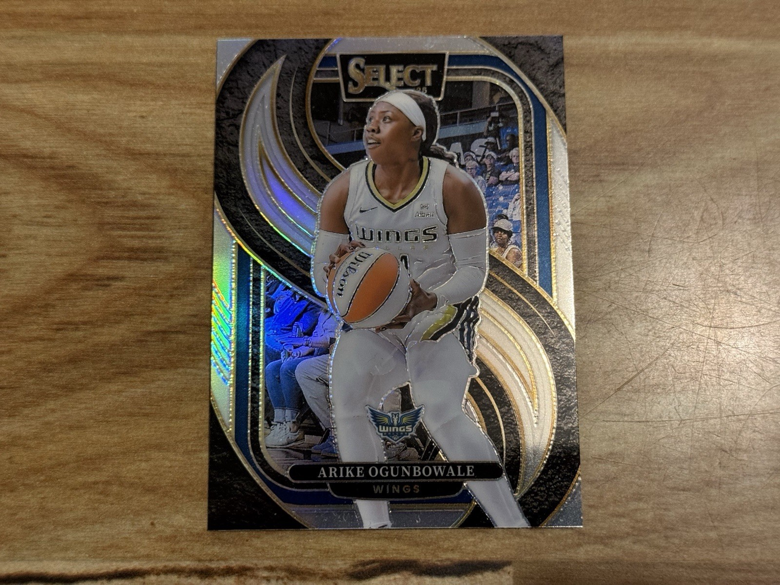 2025 Panini Select WNBA Arike Ogunbowale #189 Preimier Level Silver Prizm Card