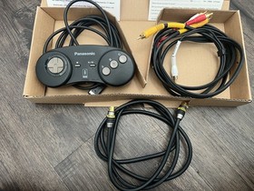 Panasonic FZ-1  R.E.A.L. 3DO CIB with Controller, S-Video Cable, and Games