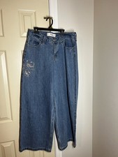 Hollister Wide Leg Low Rise Jeans Floral Design Women  s Size 8R W29 90s style