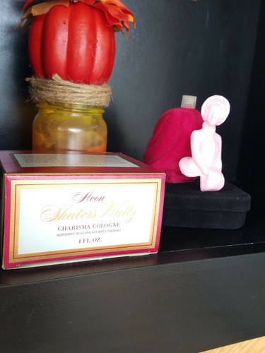 Vintage Avon-Skater’s Waltz -Moonwind Cologne-4oz.-Full New old Stock - Picture 3 of 5