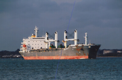 SCHIFFSFOTO VON BULK CARRIER SCHIFF BILD SCHIFFSFOTO FRACHTSCHIFF AVRA
