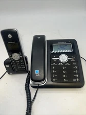 Motorola L402C DECT 6.0 Phone System 2 Handsets Answering Machine