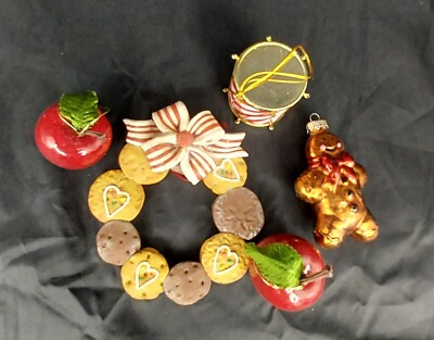Lot of Gingerbread Cookies Man Wreath and More Ornaments