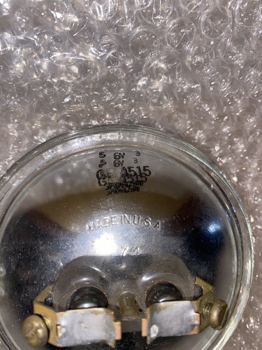 GE PAR36 4515 6v 30w Spotlight Clear - Picture 3 of 3