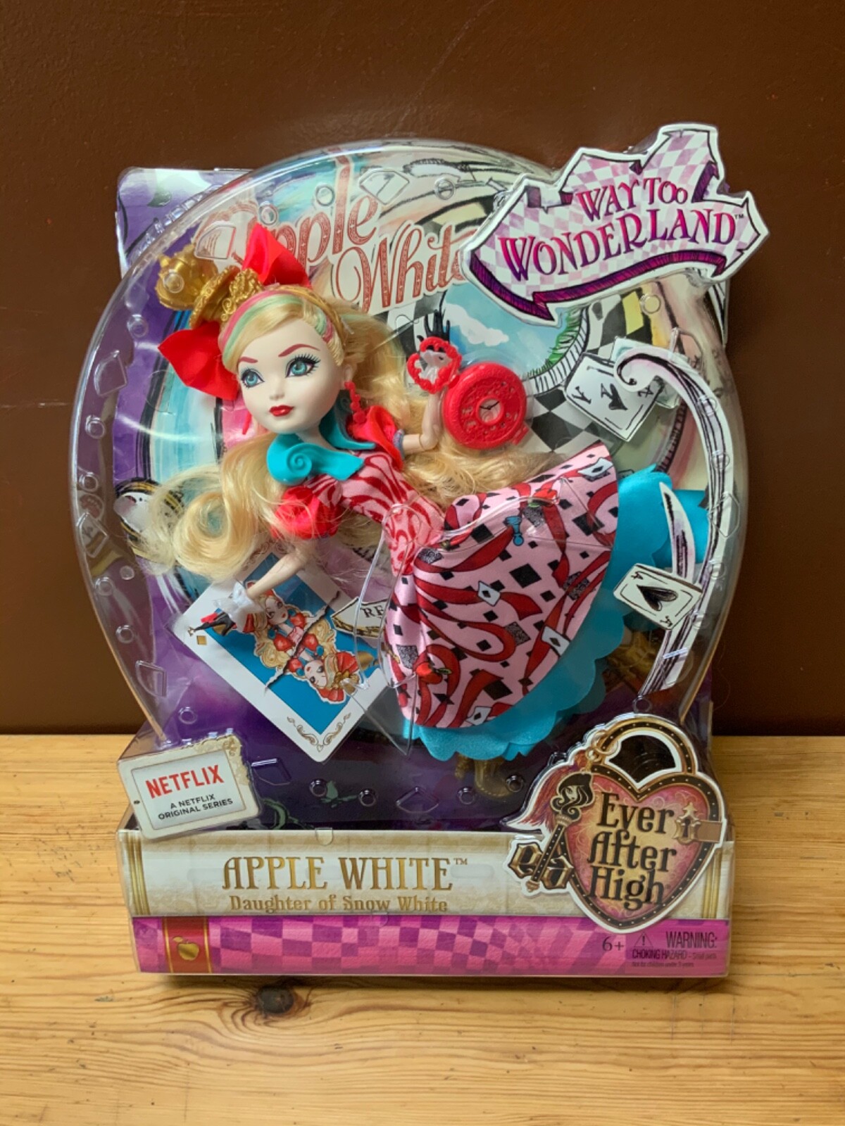ever after high way too wonderland apple white