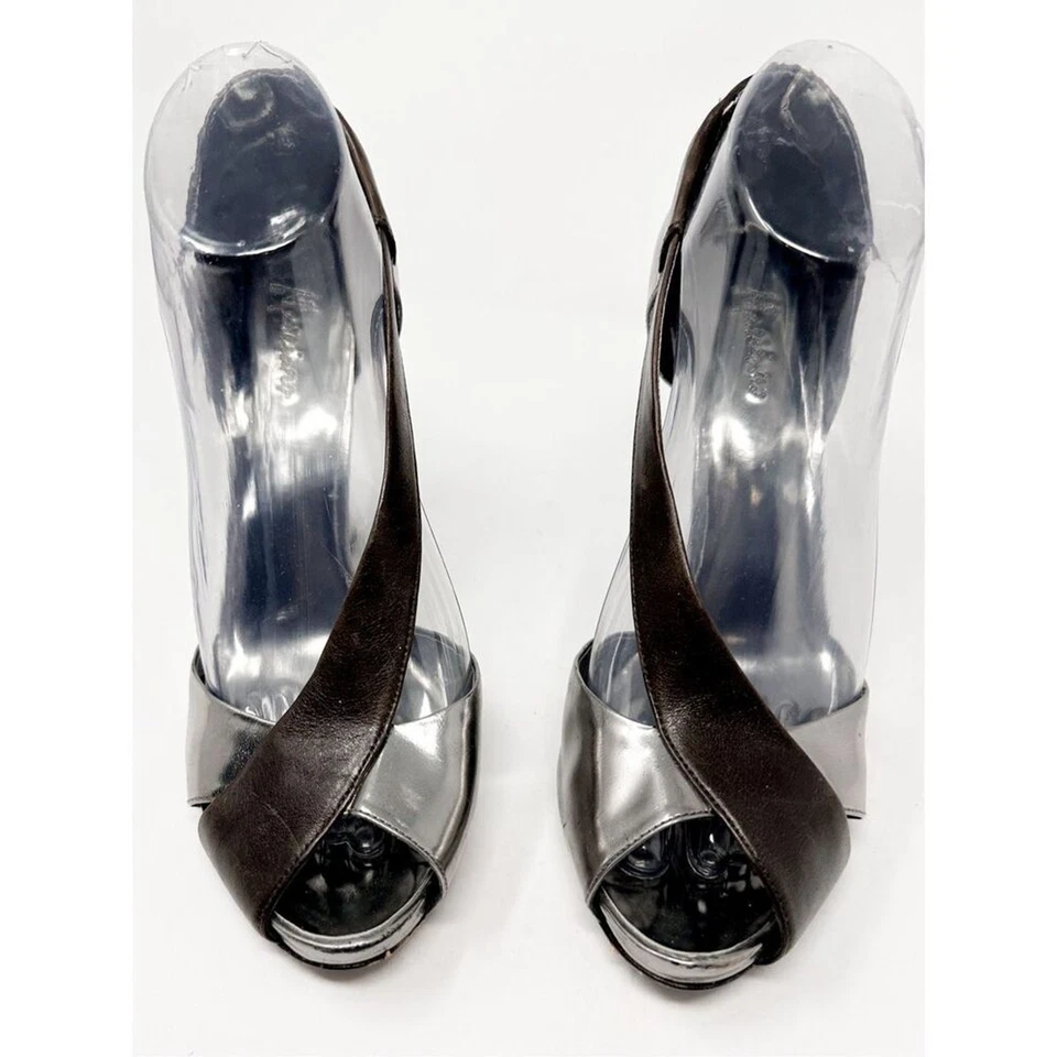 Tacón de cuña Peep-Toe de cuero plateado para mujer Marciano plateado y marrón talla 8,5 Foto 4 de 4