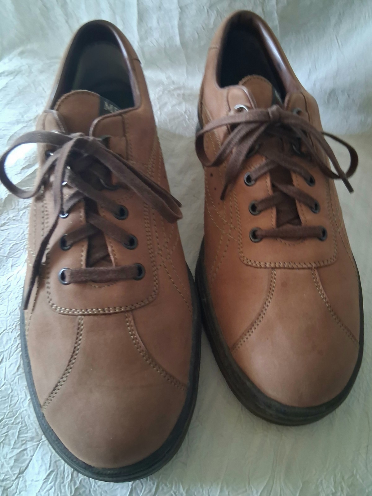 Mephisto Walking Shoes Mens  10.5 Tan Nubuck Leather Lace Up Casual Athletic-image